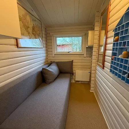 4 Person In * Farsø
