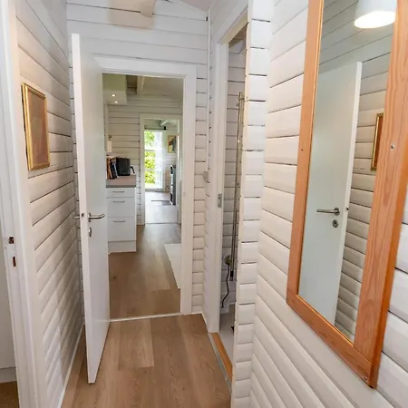 4 Person In Feriehus Farsø