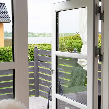 4 Person In * Farsø